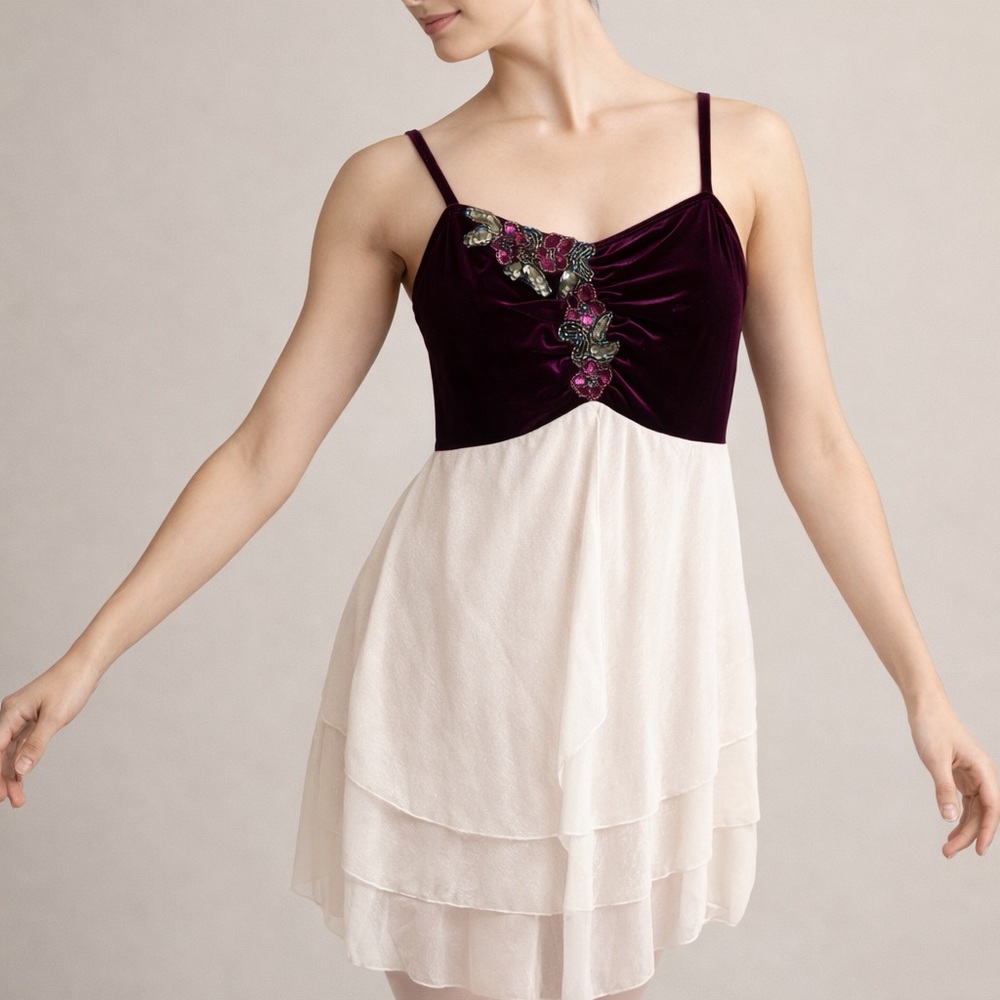 Chic Women's Mini Dress in Purple and Cream